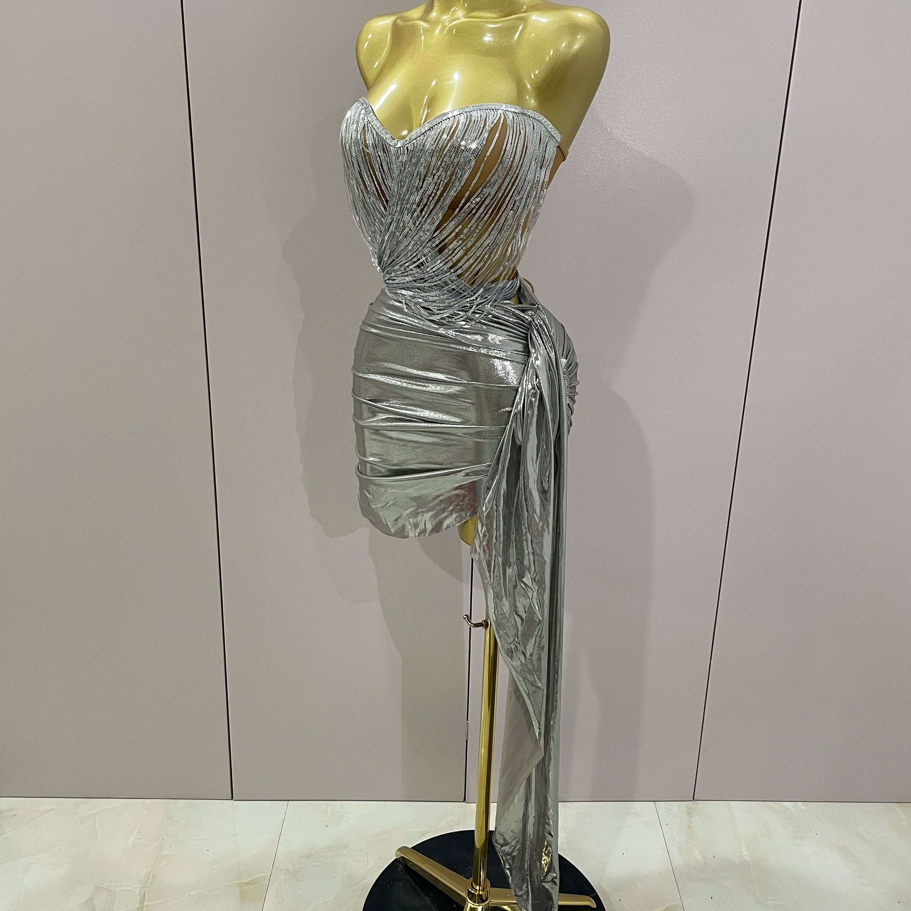 STOCK 2025 New Sexy Strapless Sequin Top Short Skirt 2 pcs Set Women Party Celebrate Nightclub Singer Performance Stage Outfit