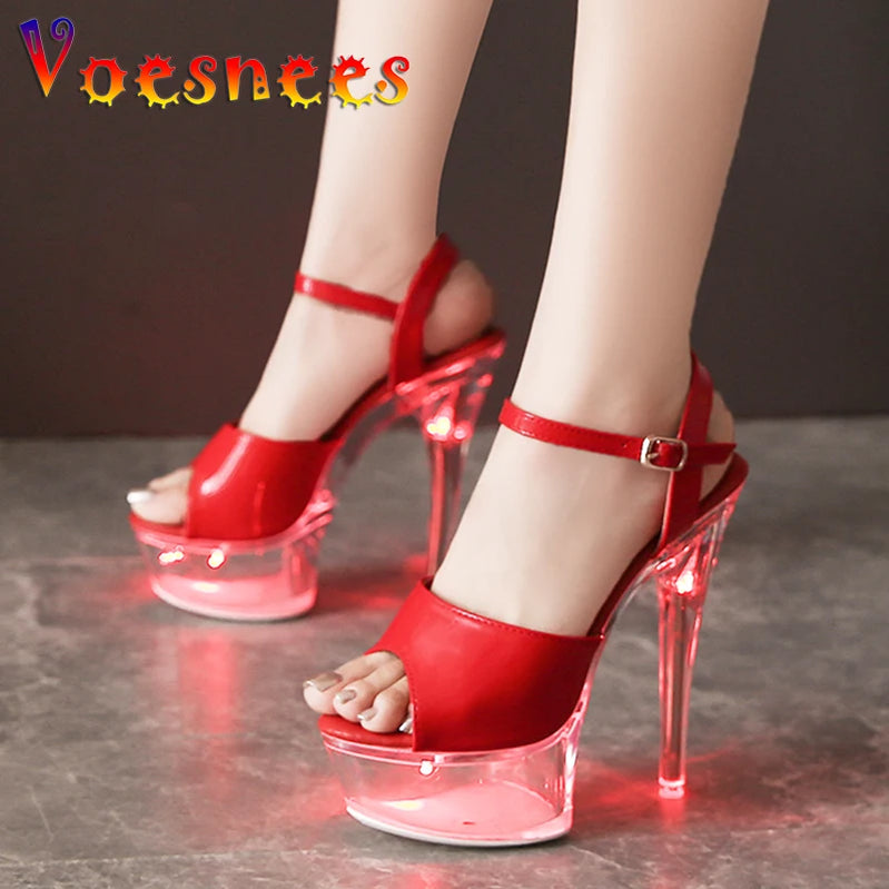 Sandálias femininas de salto alto transparentes e brilhantes com LED vermelho para festa, sapatos de pole dance para boate, 14,5 cm, sapatos de passarela de verão