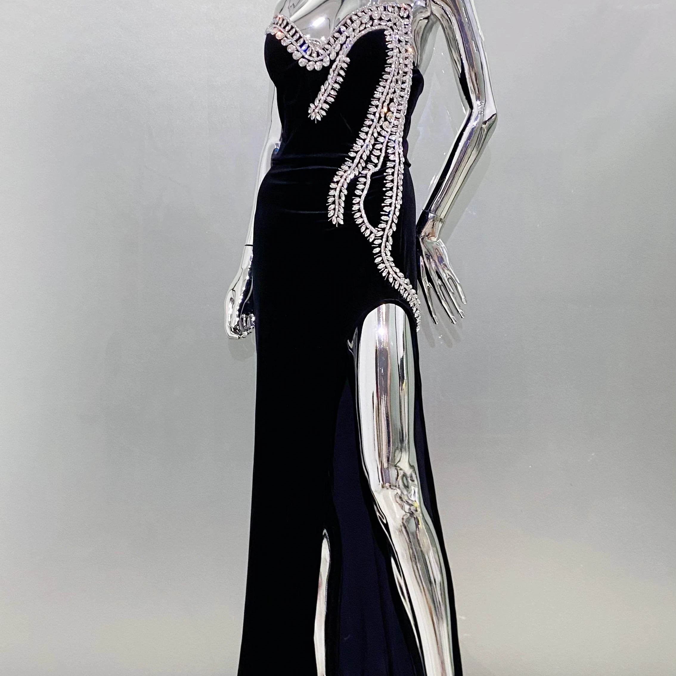 Luxury Stereoscopic Rhinestone Design HIgh Slit Strapless Floor Length Dress Graceful Woman Evening Dress Performance Costume