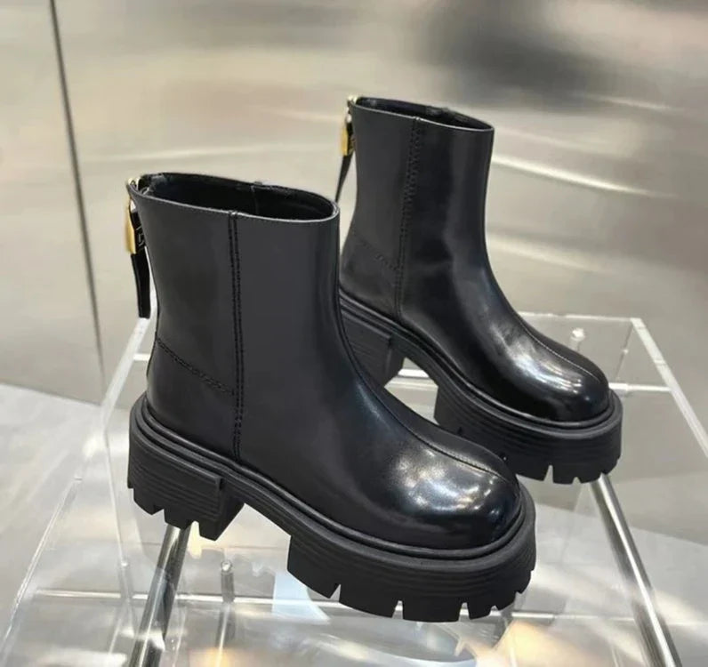 Brand Design Ankle Boots For Women Slip On Black Leather Platform Boots Women Chunky Heel Women Chelsea Boots Winter Shoes
