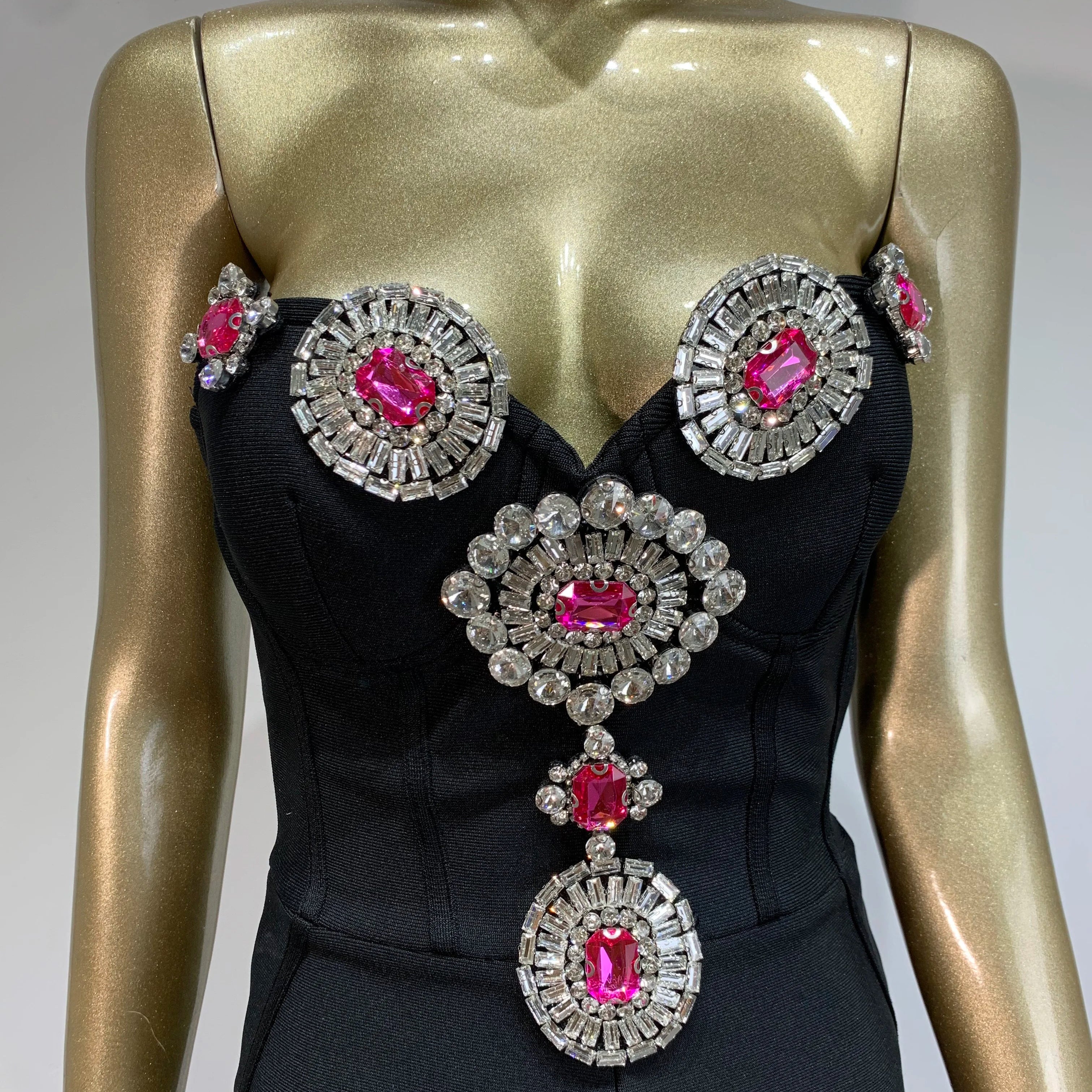 Macacão feminino luxuoso, sexy, sem alças, costas nuas, com cristais e diamantes, preto, bodycon, bandagem, designer de celebridades, macacão de rua