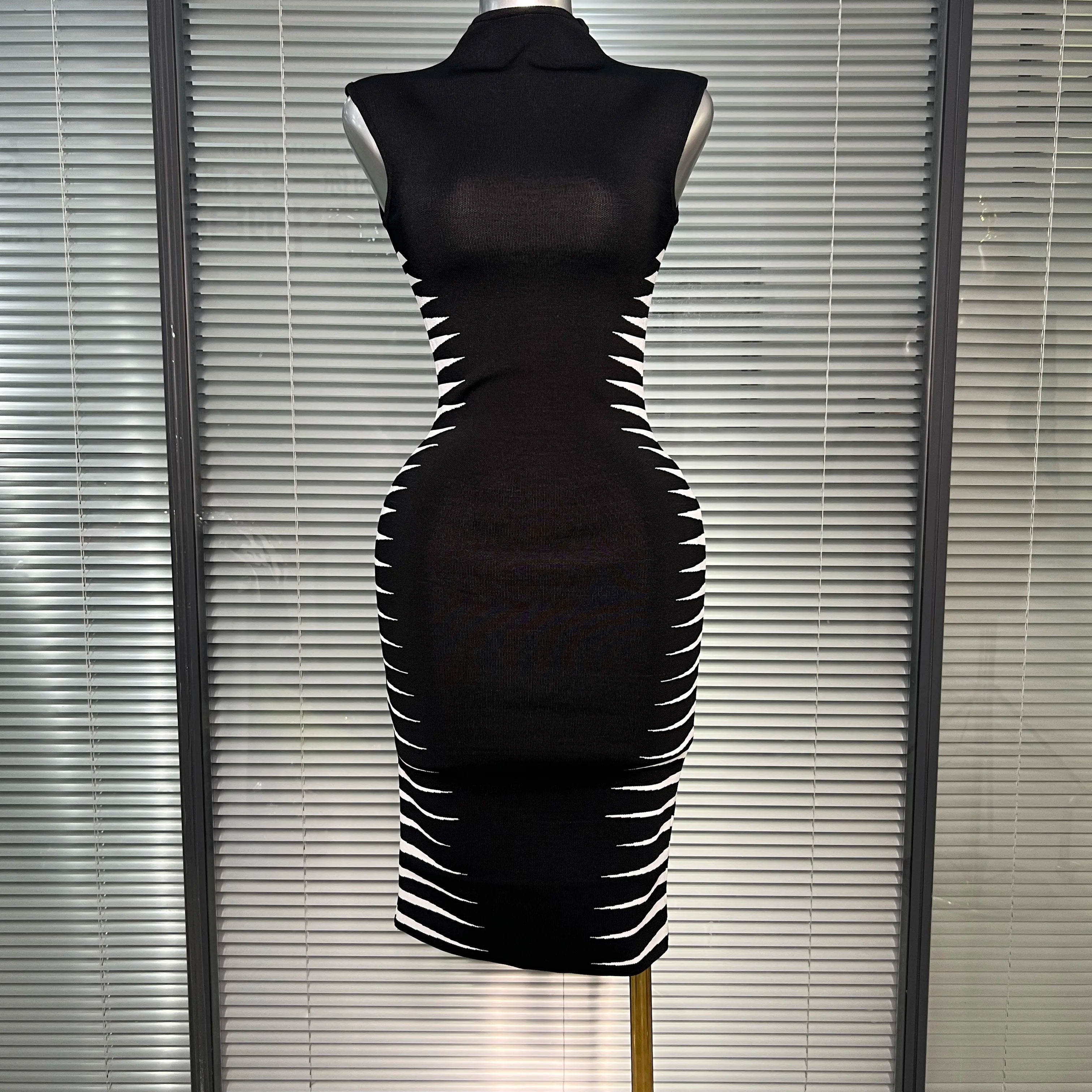 Women Sexy Black Jacquard Tank Midi Bodycon Bandage Dress High Street Elegant Celebrity Party Dress