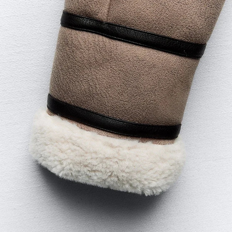 Women's Faux Fur Short Jacket Coat Fall Winter Metal Buckles Lapel Long Sleeves Faux Shearling Lining Jacket Warm Outerwear