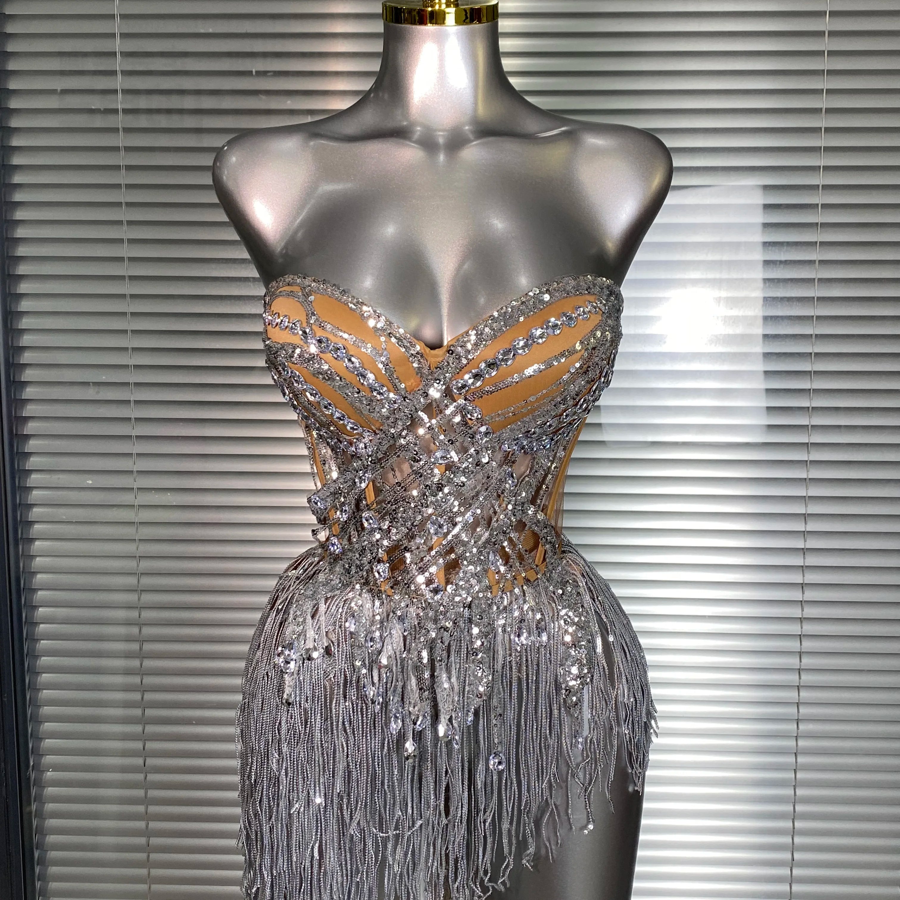 Women Sexy Two Pieces Set Women Silver Tassel Crystal Diamond Night Club Adjustable Skirt Suits Singer Dancer Stage Costume