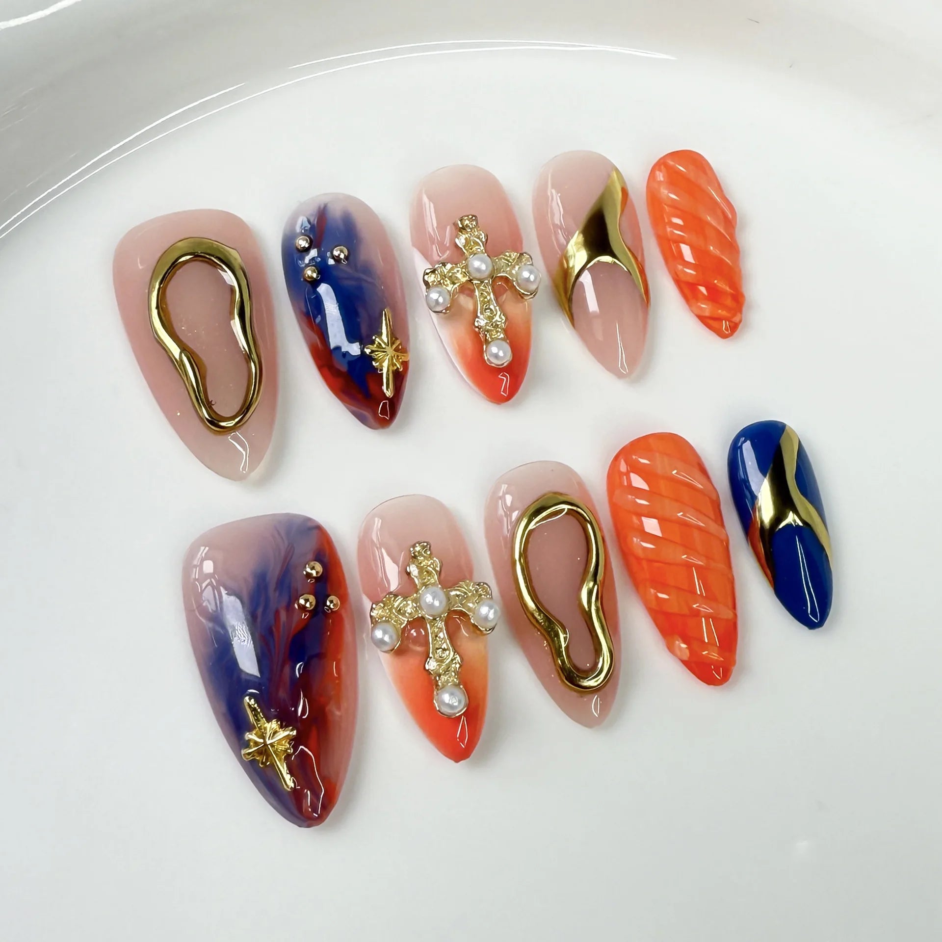 10Pcs Medium Almond Orange Yellow Nail Set Wearing French Pearl Floral Sweet Cool Manicure Artificial Finished Glossy Fake Nails