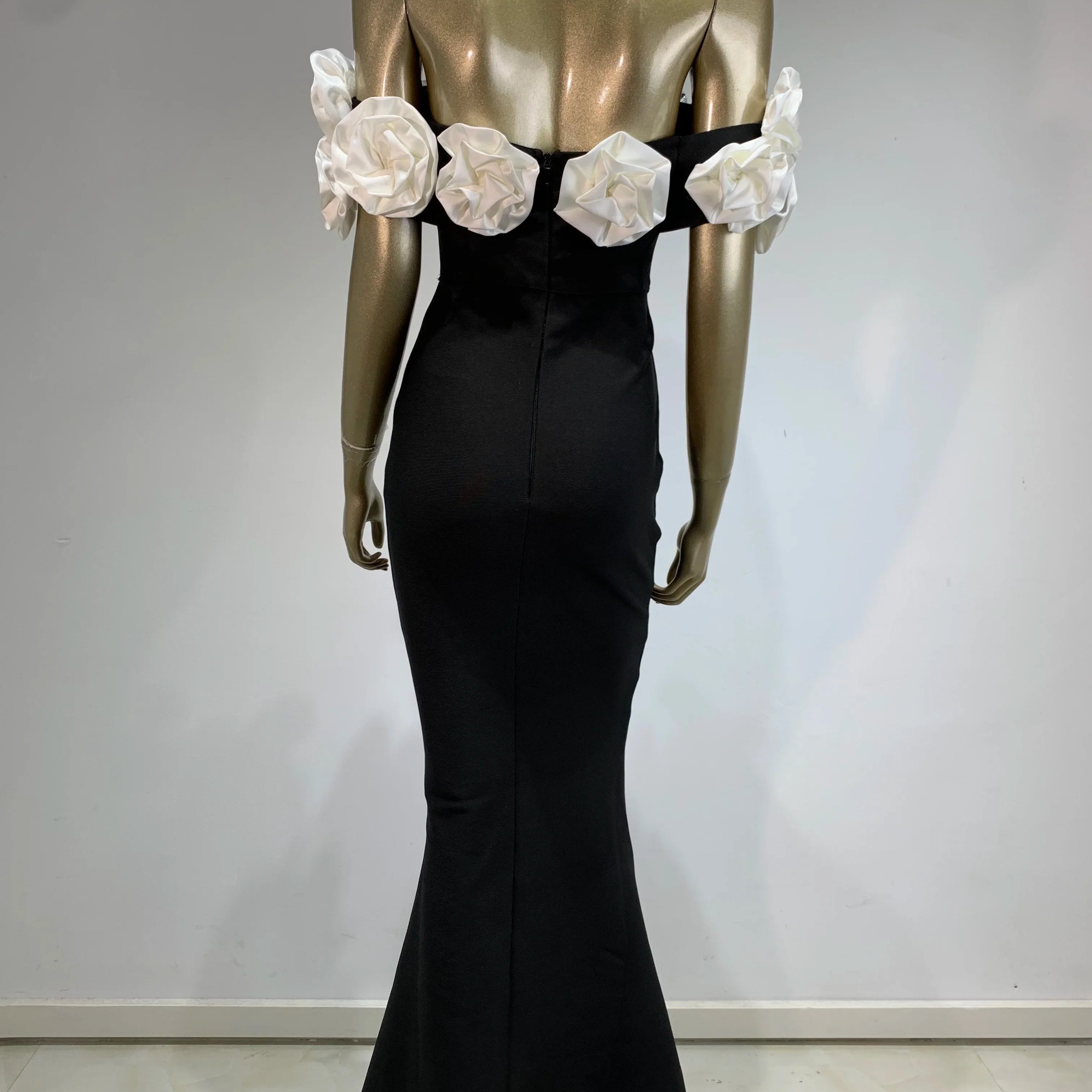 Vestido longo longo colado ao corpo, sexy, tomara que caia, preto, com flores, para festa e boate, para mulheres, celebridades, verão