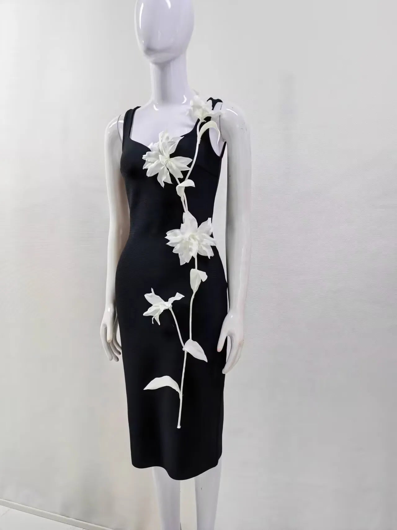 Women Sleeveless Sexy O-Neck Flowers Bodycon Mid-calf Bandage Dress Birthday Party Celebrate Cocktail Dress