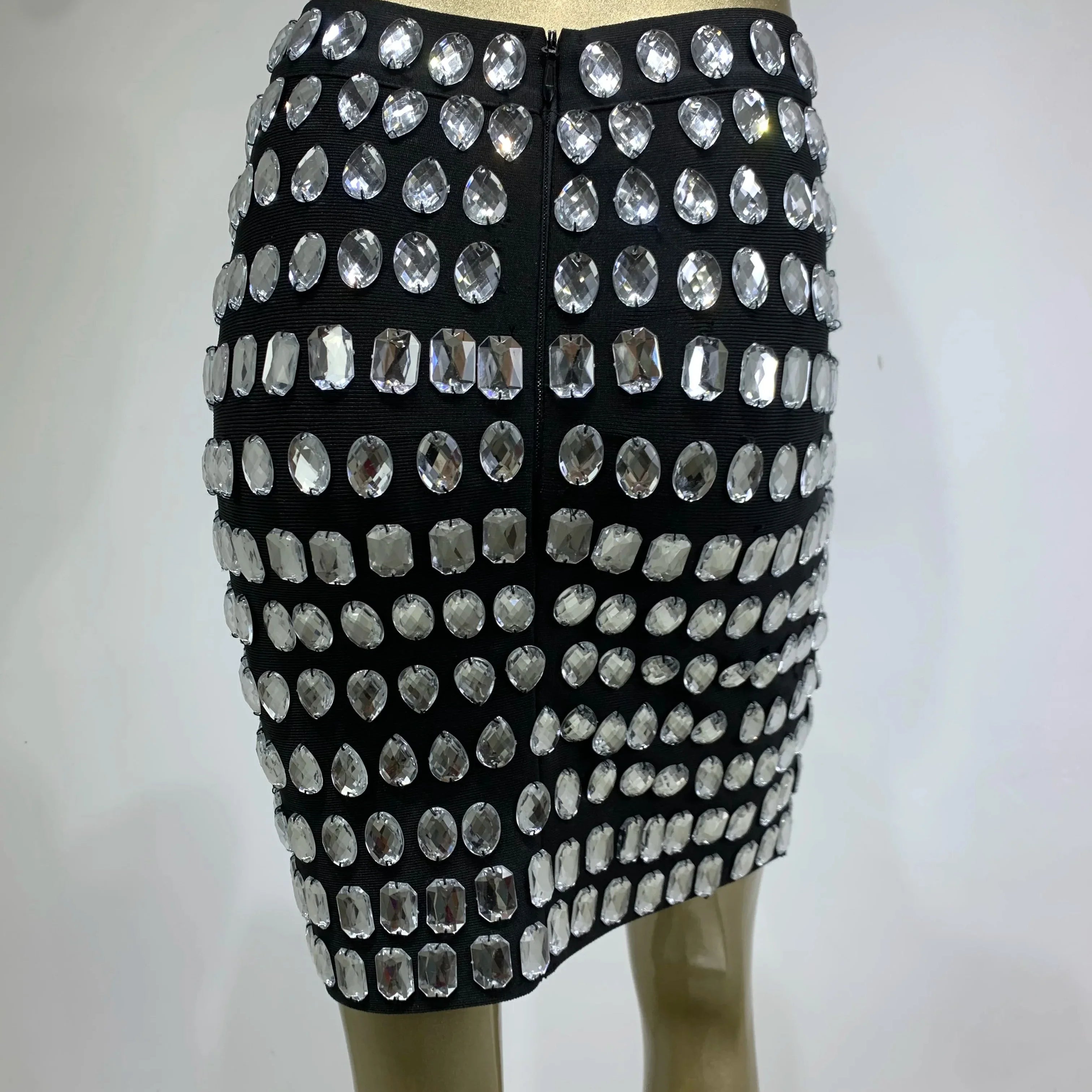 Women Celebrity Beading Rhinestone Black Mini Bodycon Bandage Skirt Designer High Waist Party Office Lady Elegant Skirt