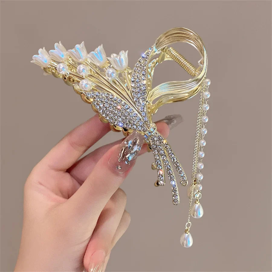 New Fashion pearl crystal flower Metal Hair Claw Clips Simple Non Slip Gold retro Barrettes Hair Jaws For Women Girls Daily gift 10