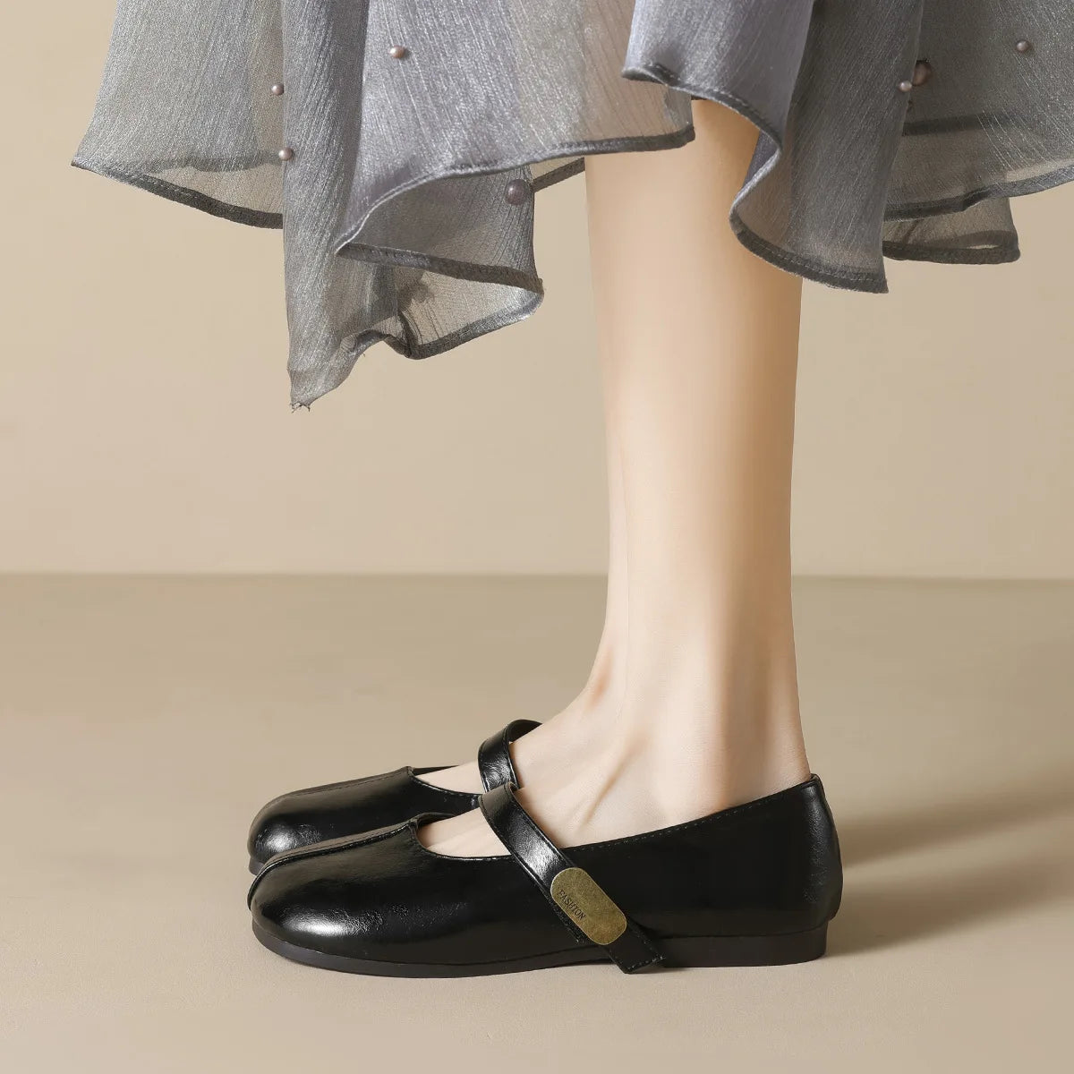 spring women's outdoor shoes Round toe design Mary Jane shoes Ladies casual flat shoes Work boat shoes Large sizes 41-43