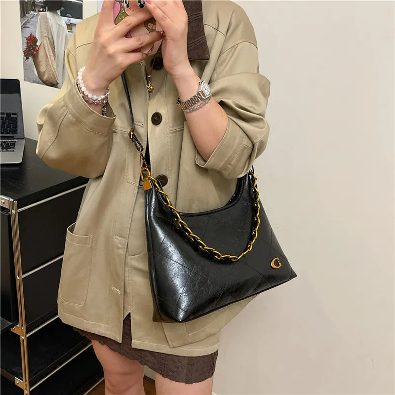 2025 Fall Winter Chain Strap Bag, Niche Shoulder Purse for Women, Versatile Crossbody Tote, Minimalist Day-to-Night Bag Commuter