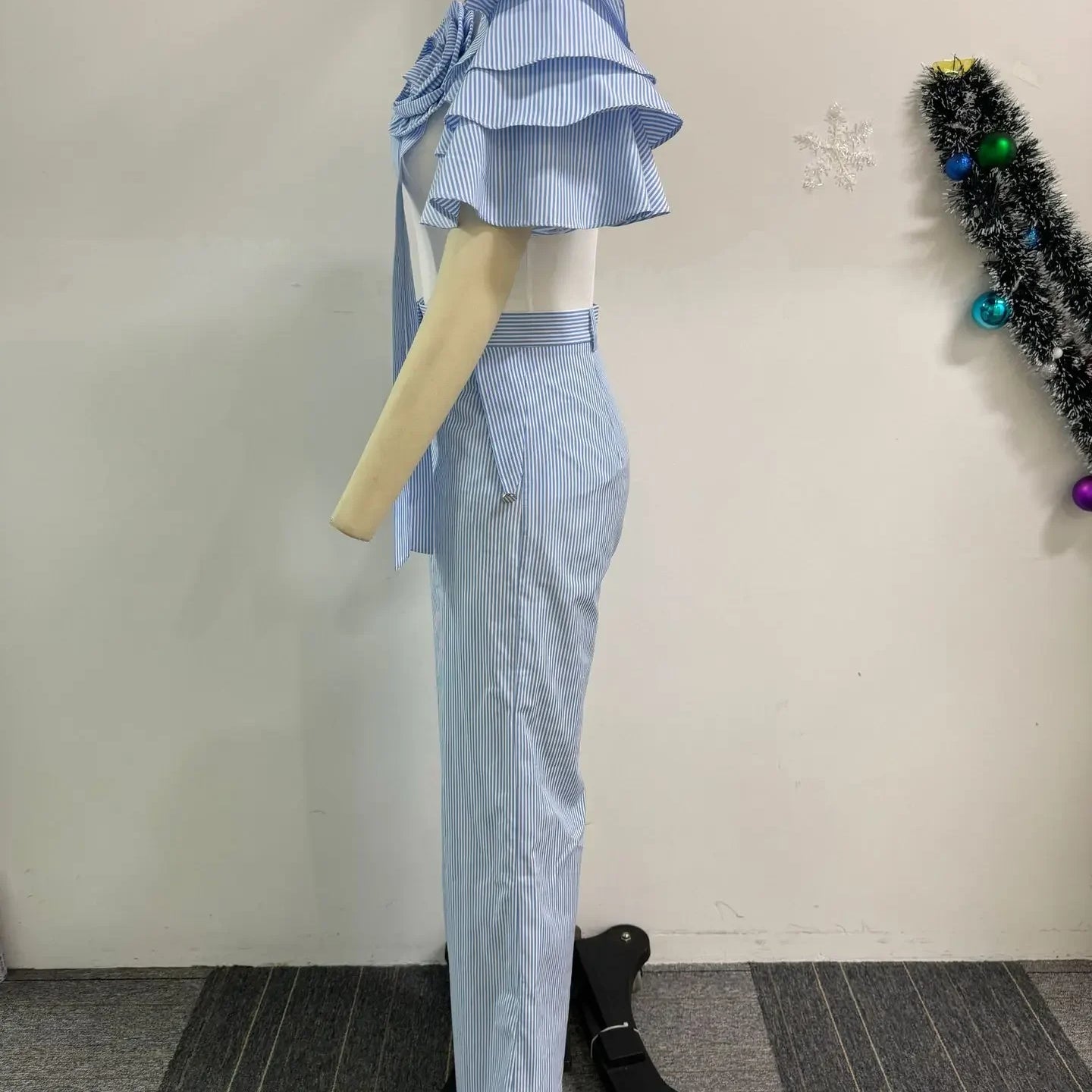 CM.YAYA Street Women's Set Short Sleeve T-shirt and Striped Floral Splicing Romper Wide Leg Pants Elegant Two 2-Piece Set Outfit