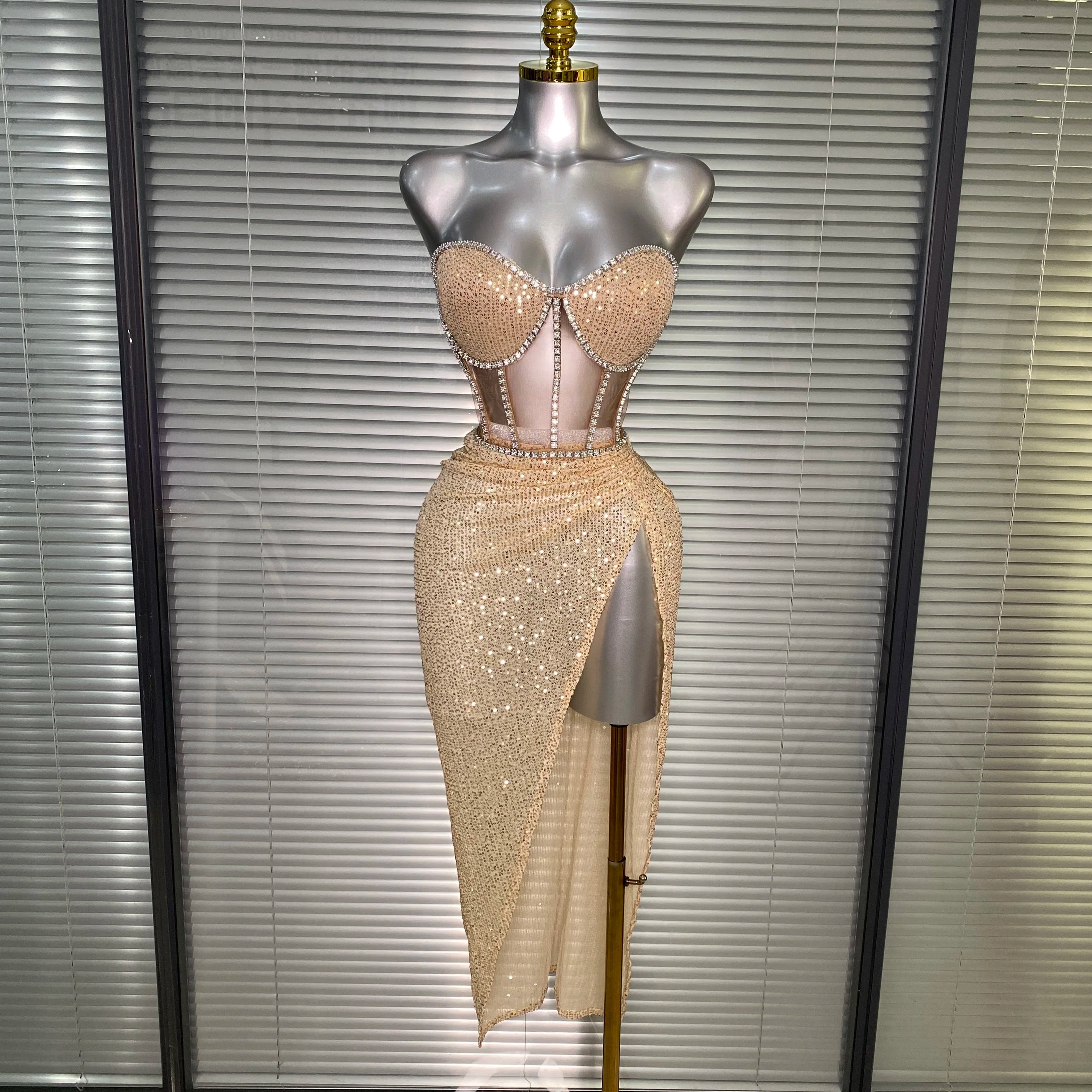 Women Sexy Sparkly Sequins Strapless Lace Openback Two Piece High Split Birthday Party Nightclub Outfit Dancer Performance Suit