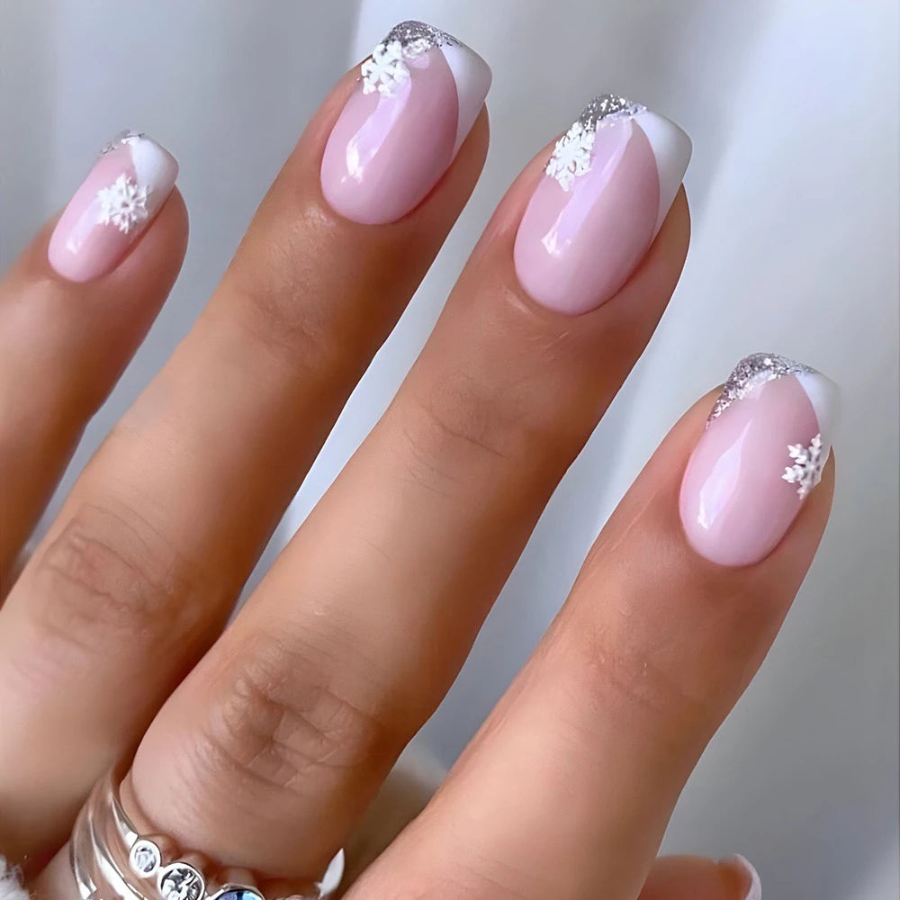 24Pcs/Box Christmas Women Wearable Fake Nails Finished Full Cover Europe America Christmas Collection Short Flat Nails Art Gift 63