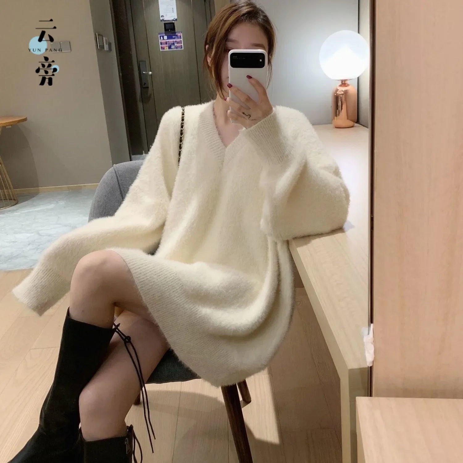 Oversized White Mink Cashmere Knitted Sweaters Loose Fit V-Neck Long Sleeve Women Pullovers Tops New Fashion Autumn Winter 2023