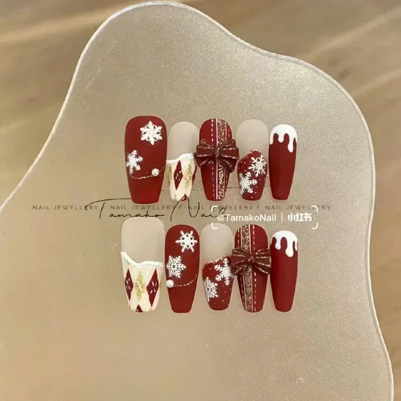 New Year And Christmas Hand Paint Snowflake Fake Nail Temperament Appear White False Nail Paste Pure Hand-maded Nail Decoration XS