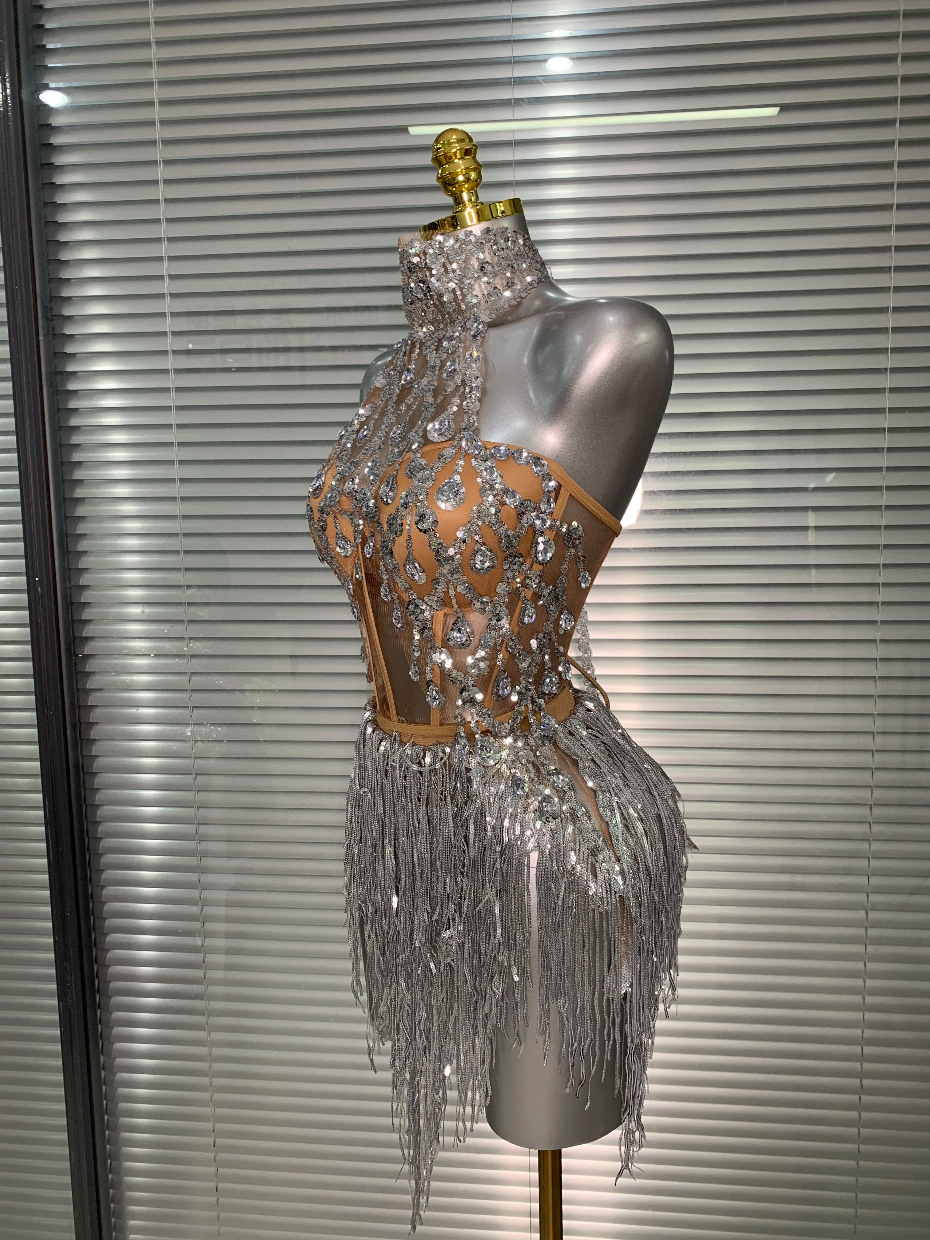 Women Sexy Sequins Silver Sparkly Two Pieces Set Shinning Night Club Skirt Suits Singer Dancer Stage Dancer Costume