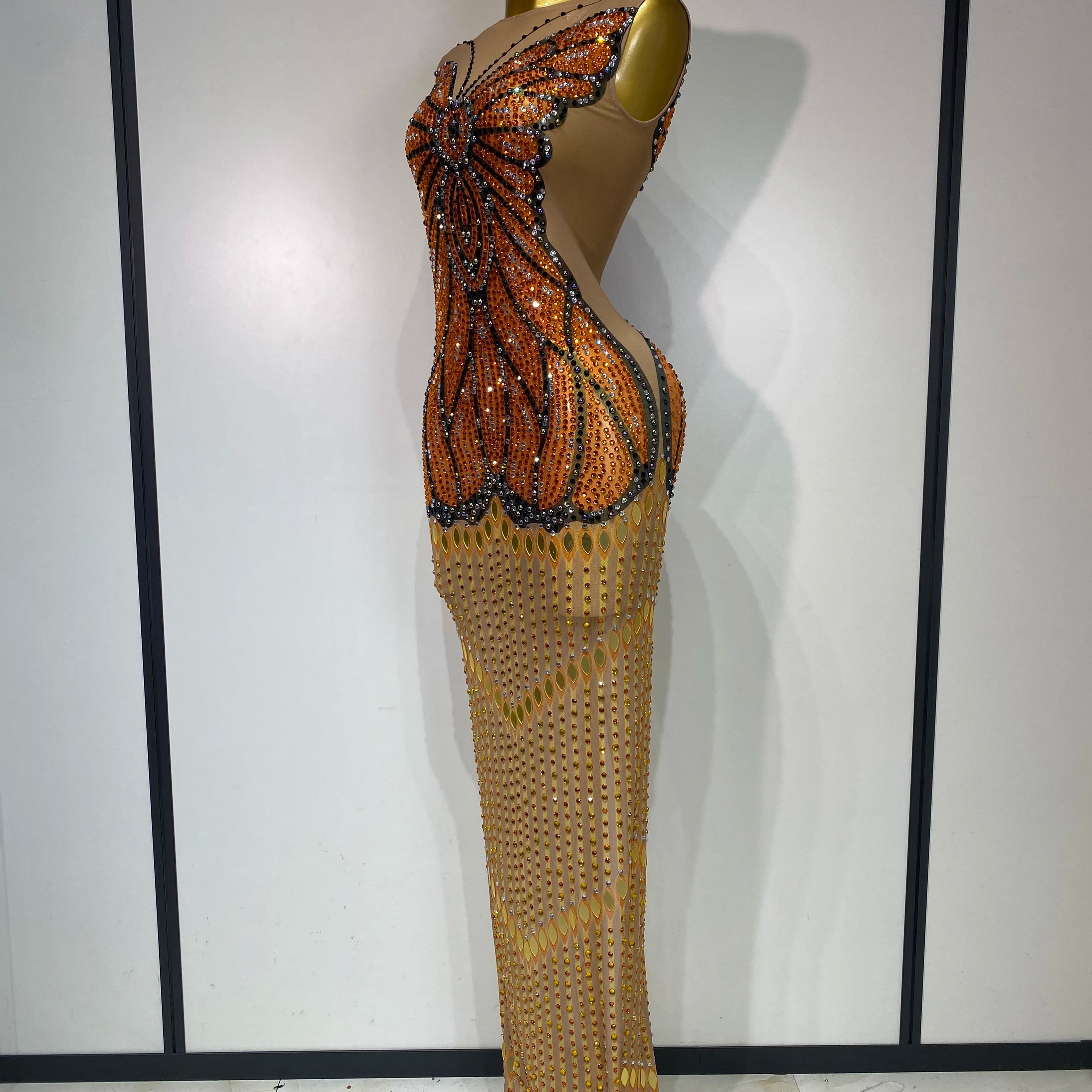 Luxury Rhinestones Mesh Long Dress 2025 Elegant Sexy Sleeveless Birthday Evening Party Gown Performance Singer Stage Outfit