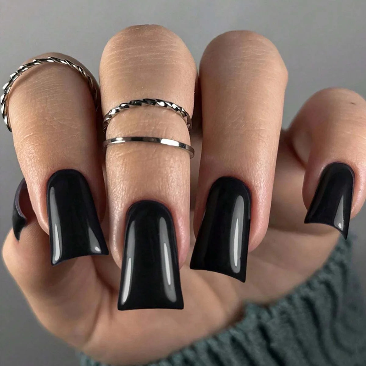 24Pcs Short Coffin False Nails Colorful Press on Nail Duck Bill French Simple Manicure Wearable Ballet Full Cover Fake Nail Tips