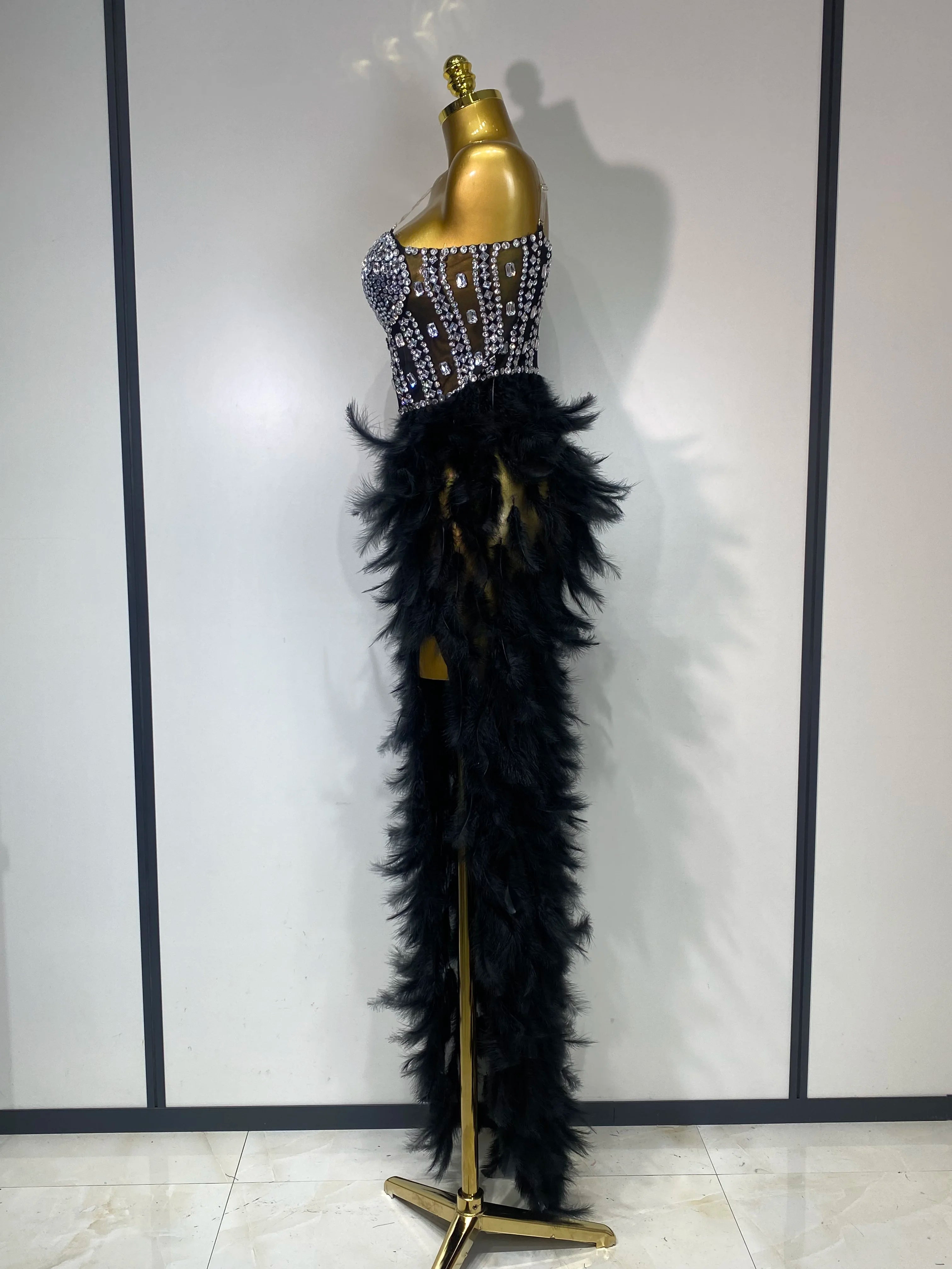 Luxury Birthday Evening Party Long Dress Women Sexy High Slit Backless Gowns Diamonds Feather Patchwork Stage Perform Costume