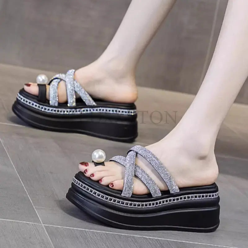 Trend Women Mid Heels Shoes Platform Open Toe Slippers Summer Fad Sandals Dress Beach Flip Flops Women Crystal Slides