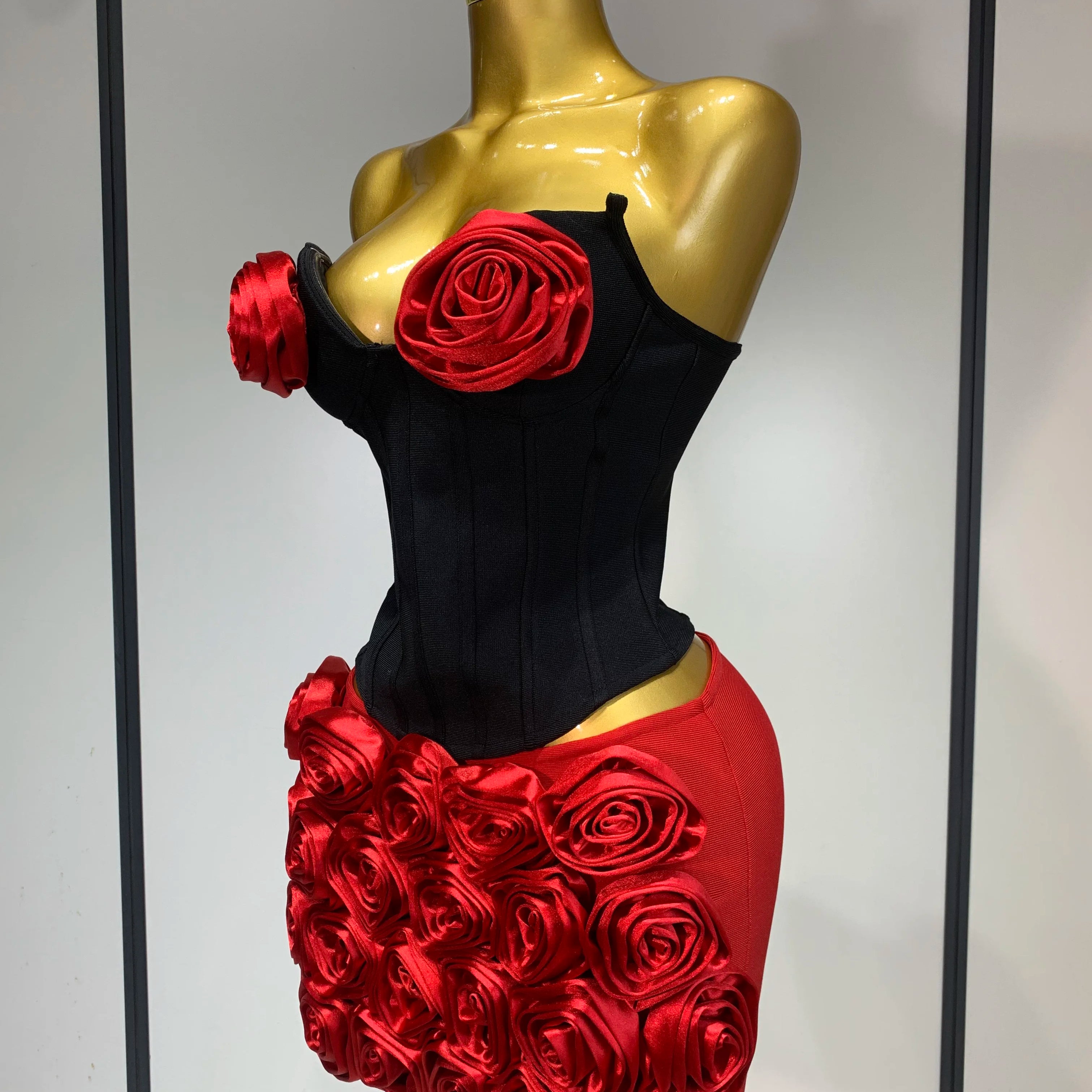 Women Fashion Strapless Red Flower Mini Two Pieces Skirt Bandage Set Celebrity Designer Fashion Stage Show Evening Party Outfit