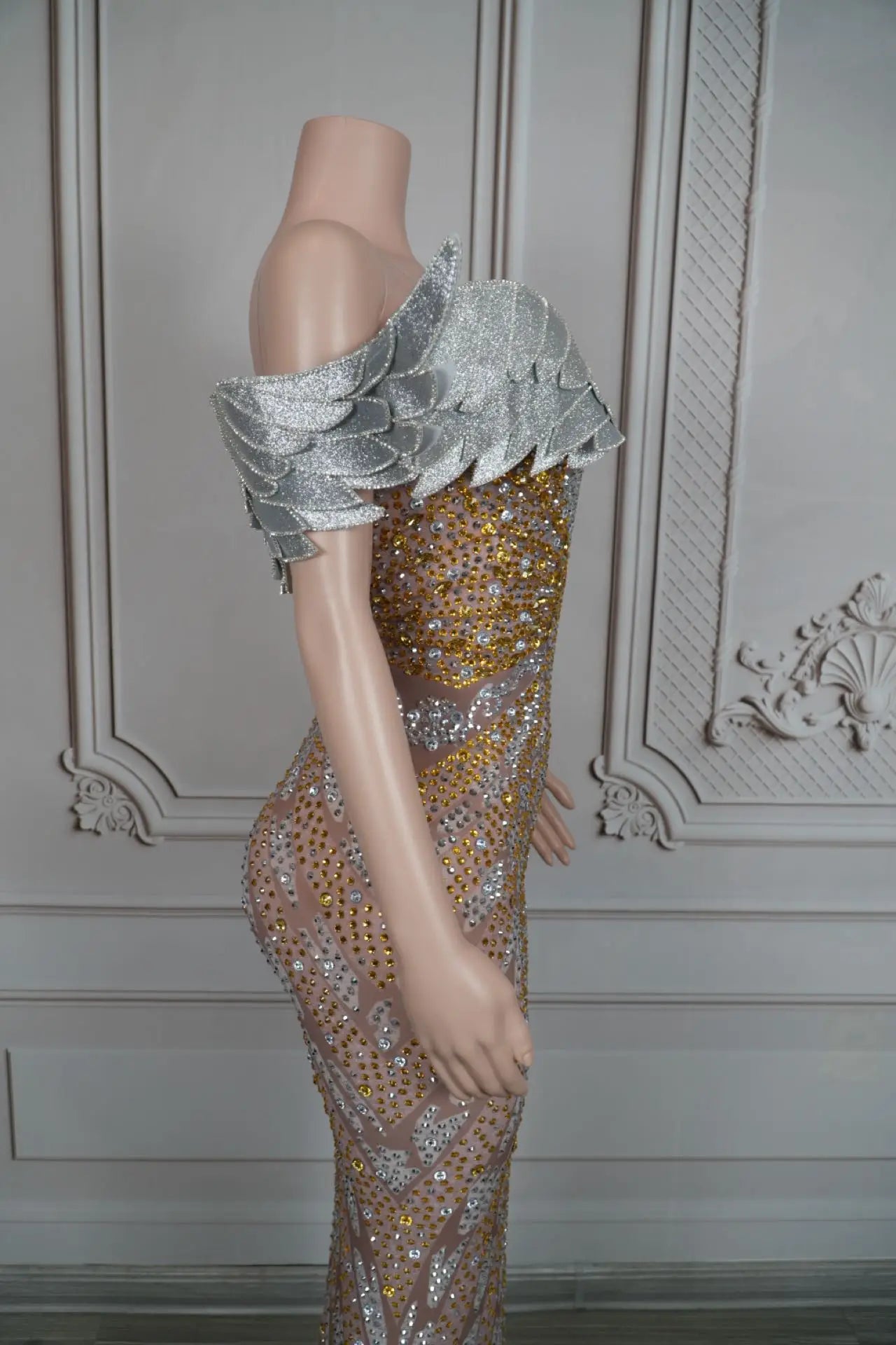 Luxury Sparkly Crystals Angel Gown Sexy Women Celebrate Party Dress High-end Wings Strapless Evening Dress Photo Shoot Wear Yuyi