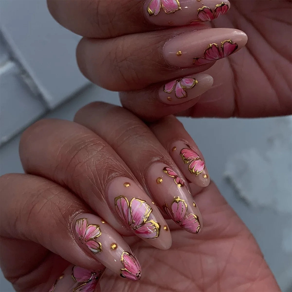 24 unidades/caixa unhas postiças curtas amendoadas com cobertura total, design de flores de jardim, unhas de pressão, arte vestível, manicure colorida para mulheres e meninas