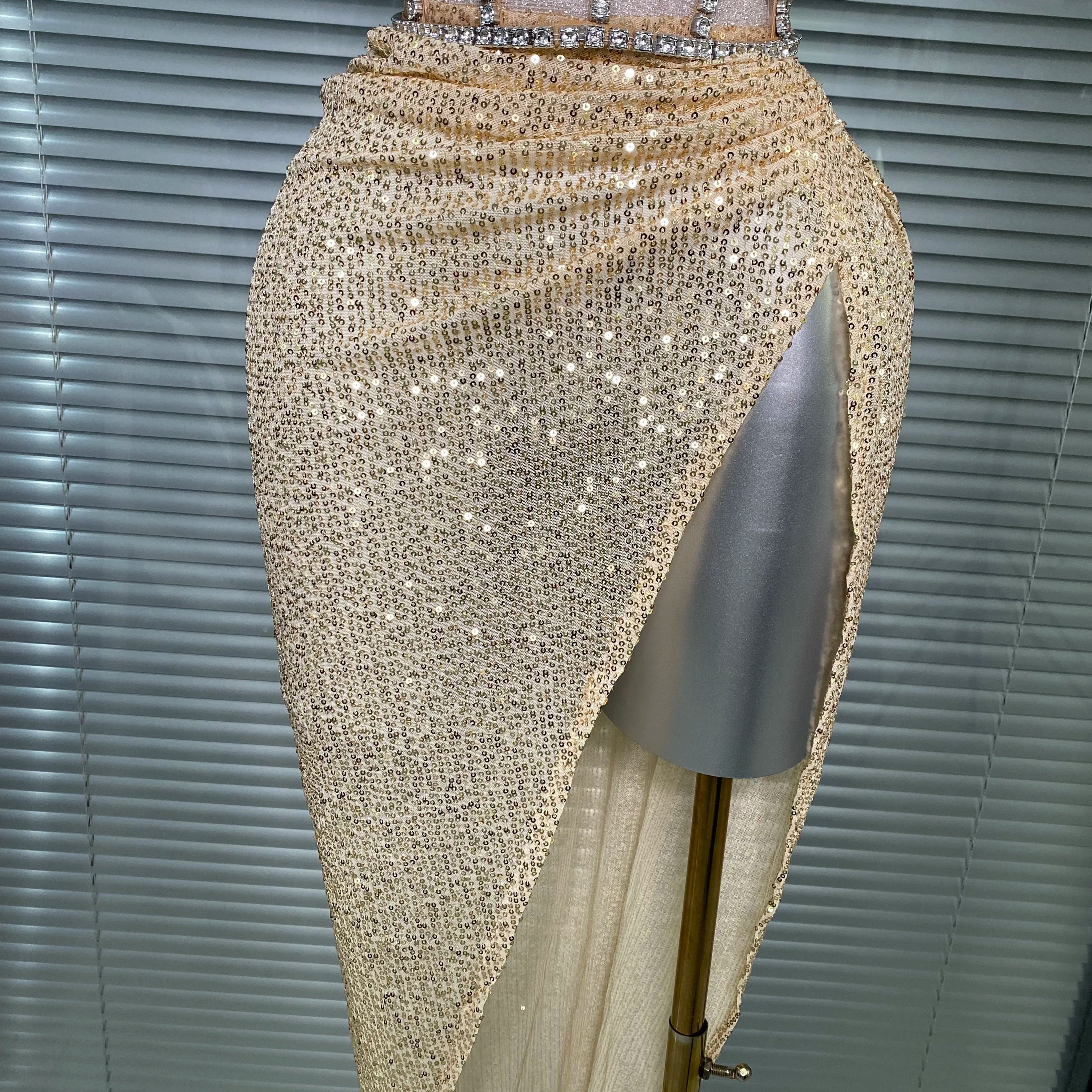 Women Sexy Sparkly Sequins Strapless Lace Openback Two Piece High Split Birthday Party Nightclub Outfit Dancer Performance Suit