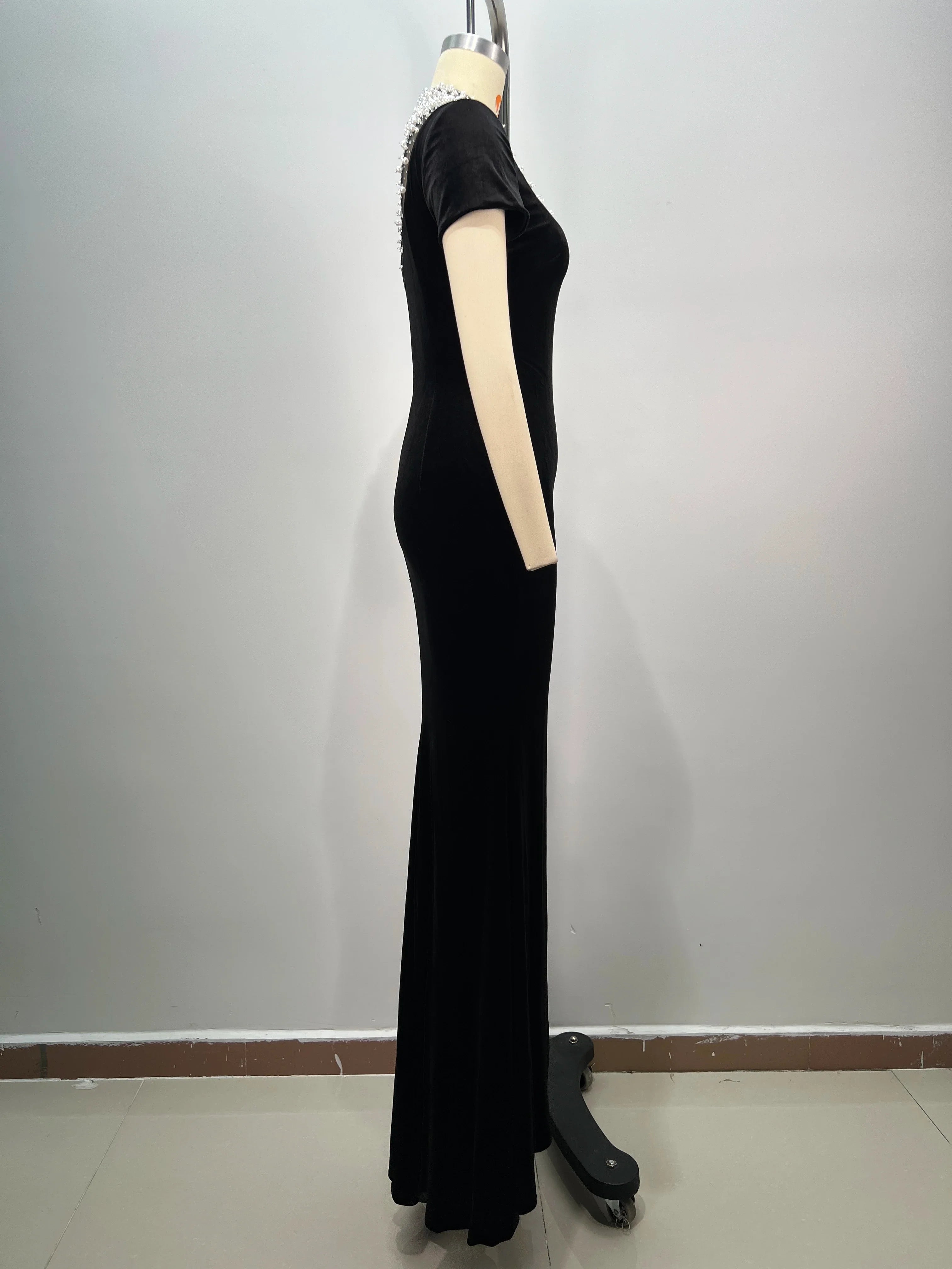 Women Short Sleeve Pearl Beading Velvet Bodycon Long Dress Elegant Evening Party Celebrate Cocktail Dress