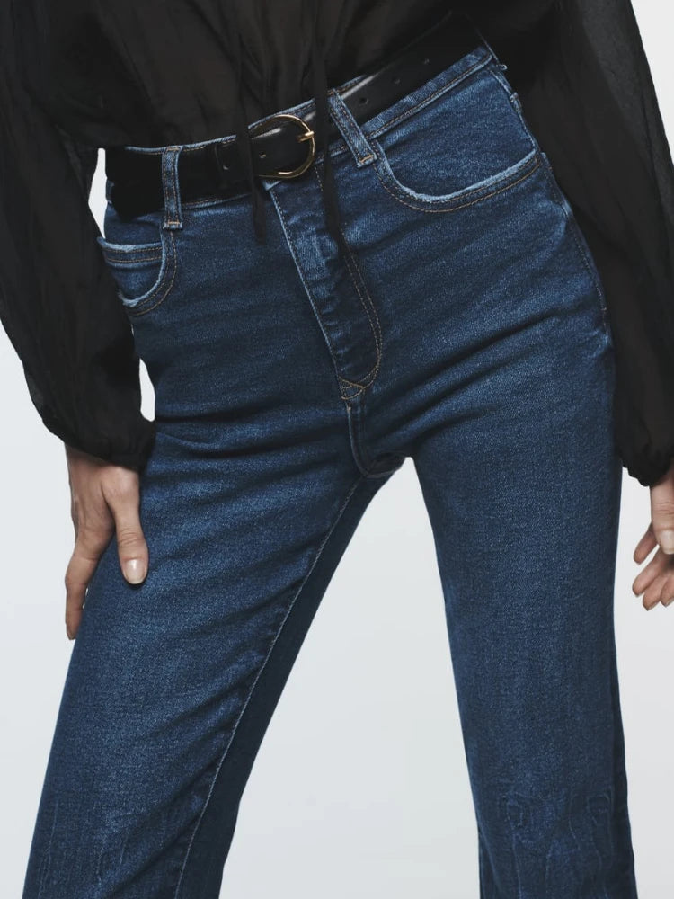 Woman's High Waist Flare Jeans Autumn Washed Effect High Rise Five Pocket Zip Button Closure Stretch Flared Legs Jeans
