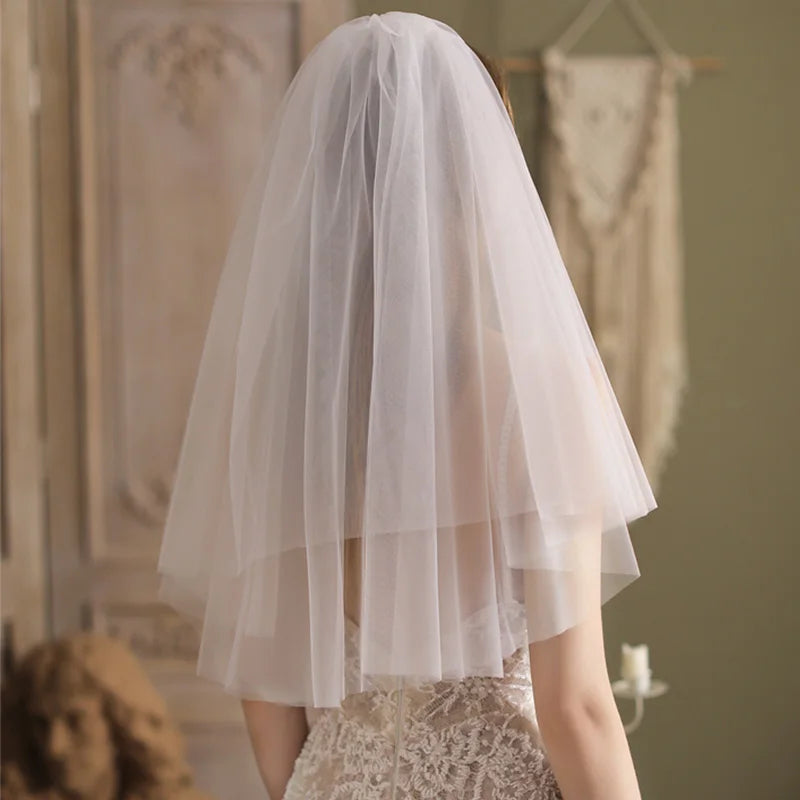 Elegant Short Bridal Wedding Veils Two Layer 75cm 2T with Metal Combe White for Party 2021 New Arrival