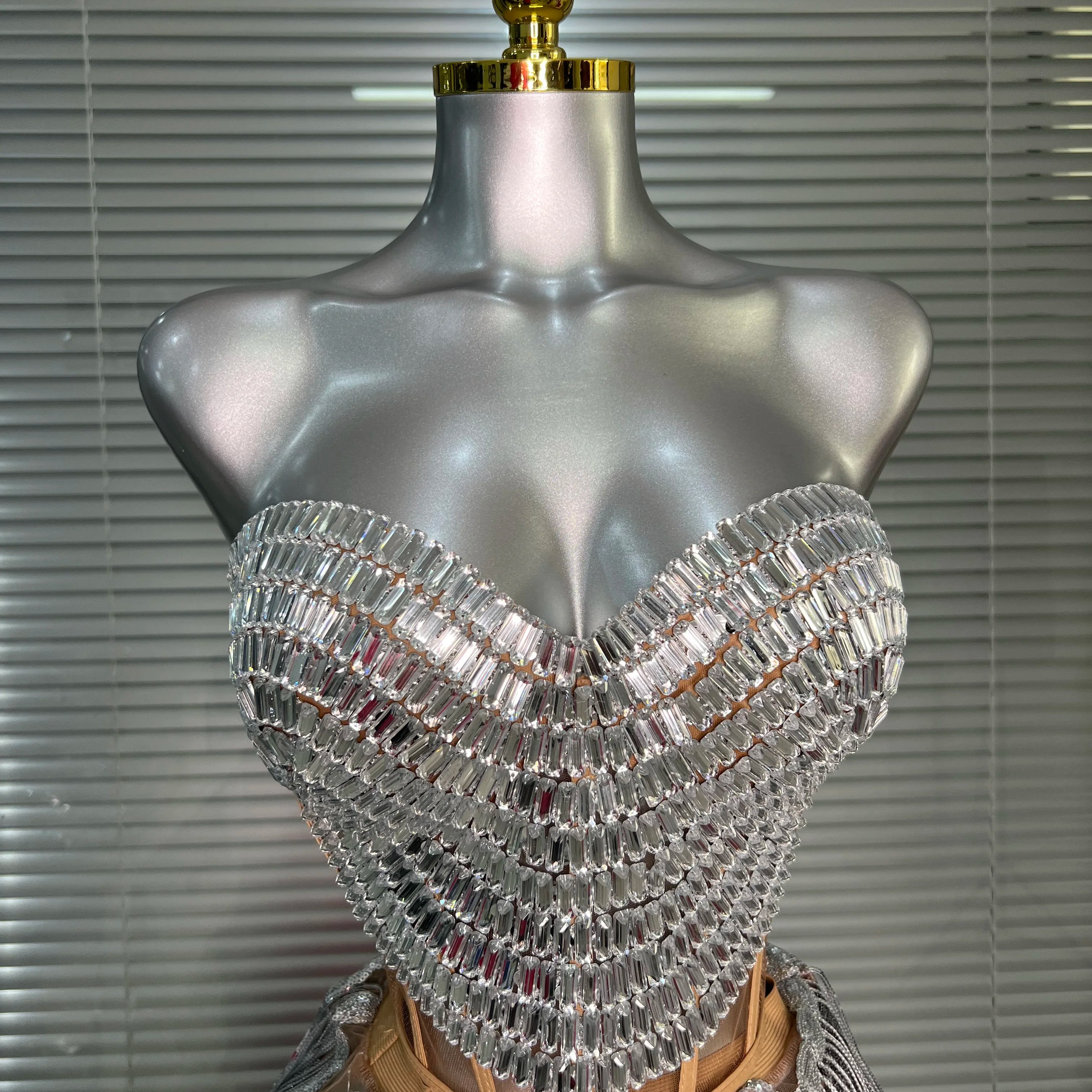 Women Sexy Two Pieces Set Women Silver Tassel Crystal Diamond Night Club Adjustable Skirt Suits Singer Dancer Stage Costume