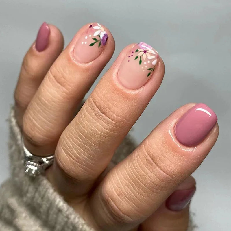 24Pcs Mid-Length Ballet Nails Set Pres on Cute Gradient Pink Flower Design False Nails Wearable Full Cover Fake Nail Tips