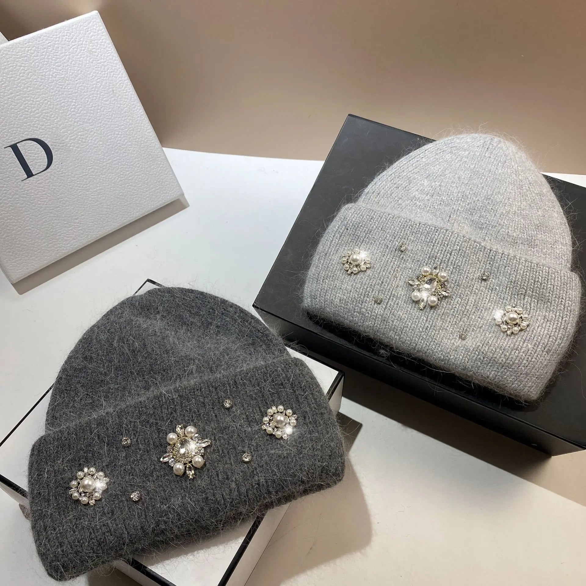 Real Rabbit Fur Winter Warm Knitted Hat Luxury Rhinestone Women's Wool Skullies Beanies Female Cold Hat Outdoor Skiing Cap
