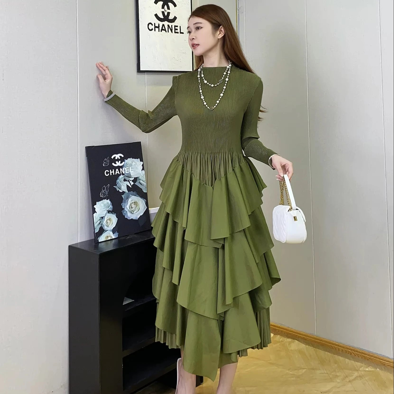Robe plissée décontractée à manches longues et col rond pour femme, vêtement ample et extensible, tendance 2024