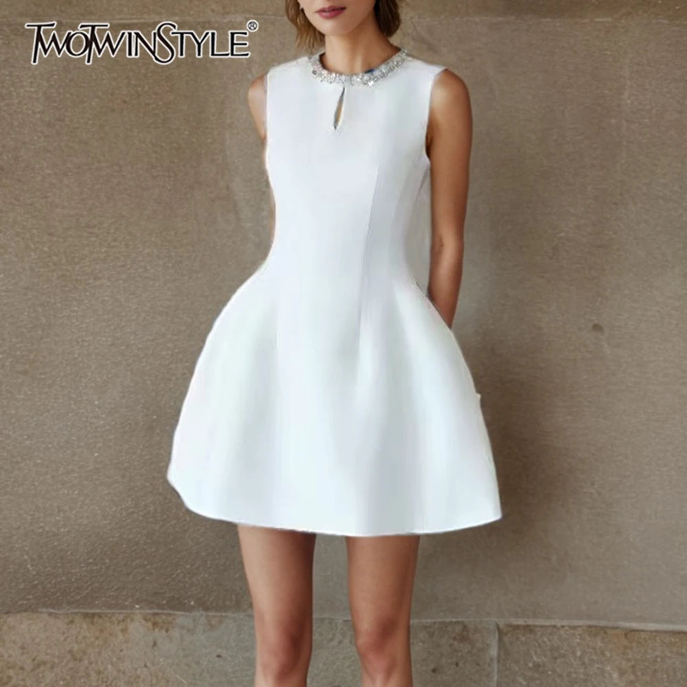 TWOTWINSTYLE Solid Slimming Spliced Bead Elegant Dresses for Women Round Neck Sleeveless Hollow Out Patchwork Folds Dress Female