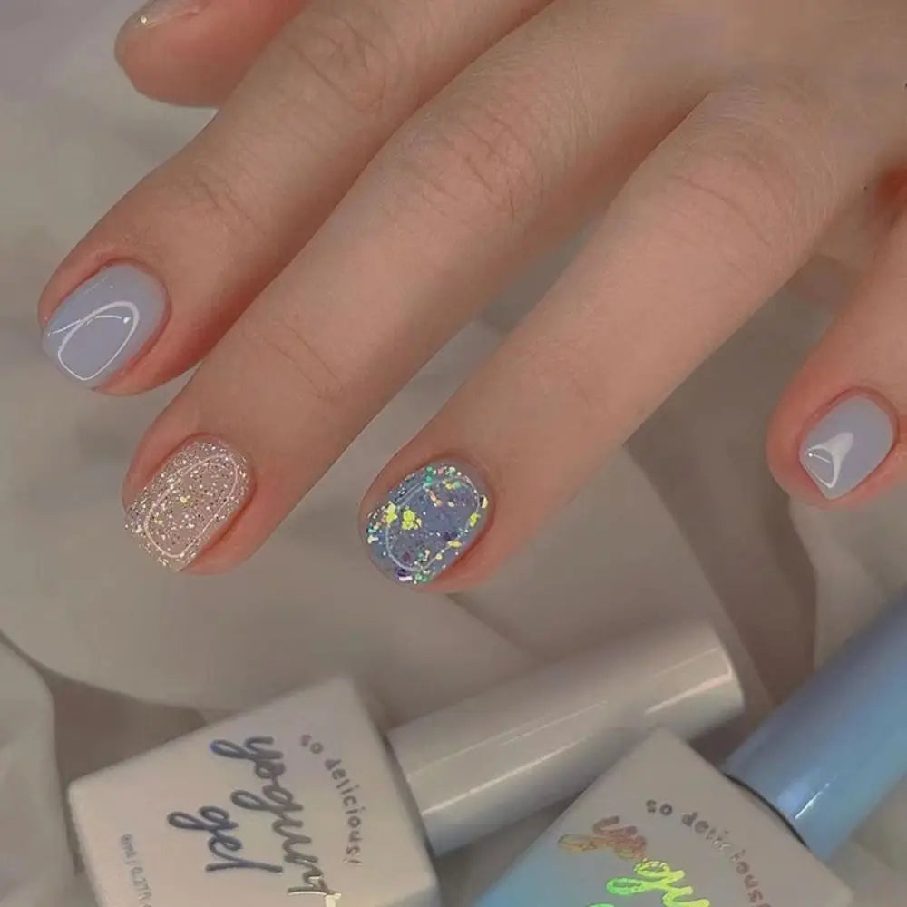 24 peças unhas postiças curtas redondas azul-francês brilhante pérola branco ondulado amor coração cobertura total destacável pontas de pressão