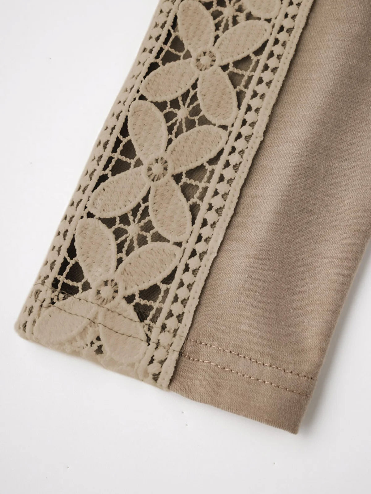 Spring Lace Stitching Criss-Cross Long Sleeve Blouse Women V-Neck T-Shirts Office Blouse Elegant Fashion Female Vintage Top