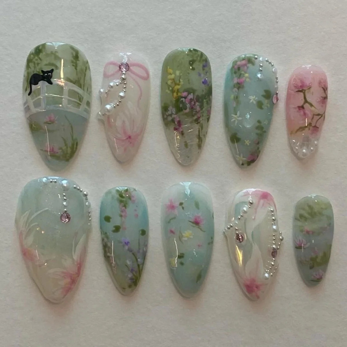 24Pcs Almond False Nails with Broken Diamond Fashion Green Flower Design Nail Art Tips Wearable Full Cover Press on Fake Nails