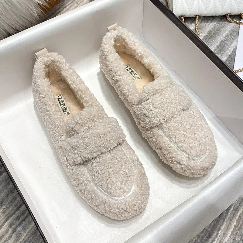 new women's winter warm outdoor shoes plush design british style white snow boots Ladies' casual flats Large size 41-43