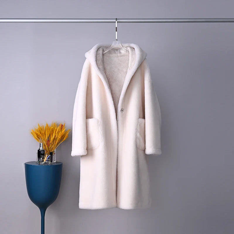 2023 Winter New Hooded Thicken Women Lamb Wool Coat Female Lady Sheep Shearling Overcoat Parka PT343 white