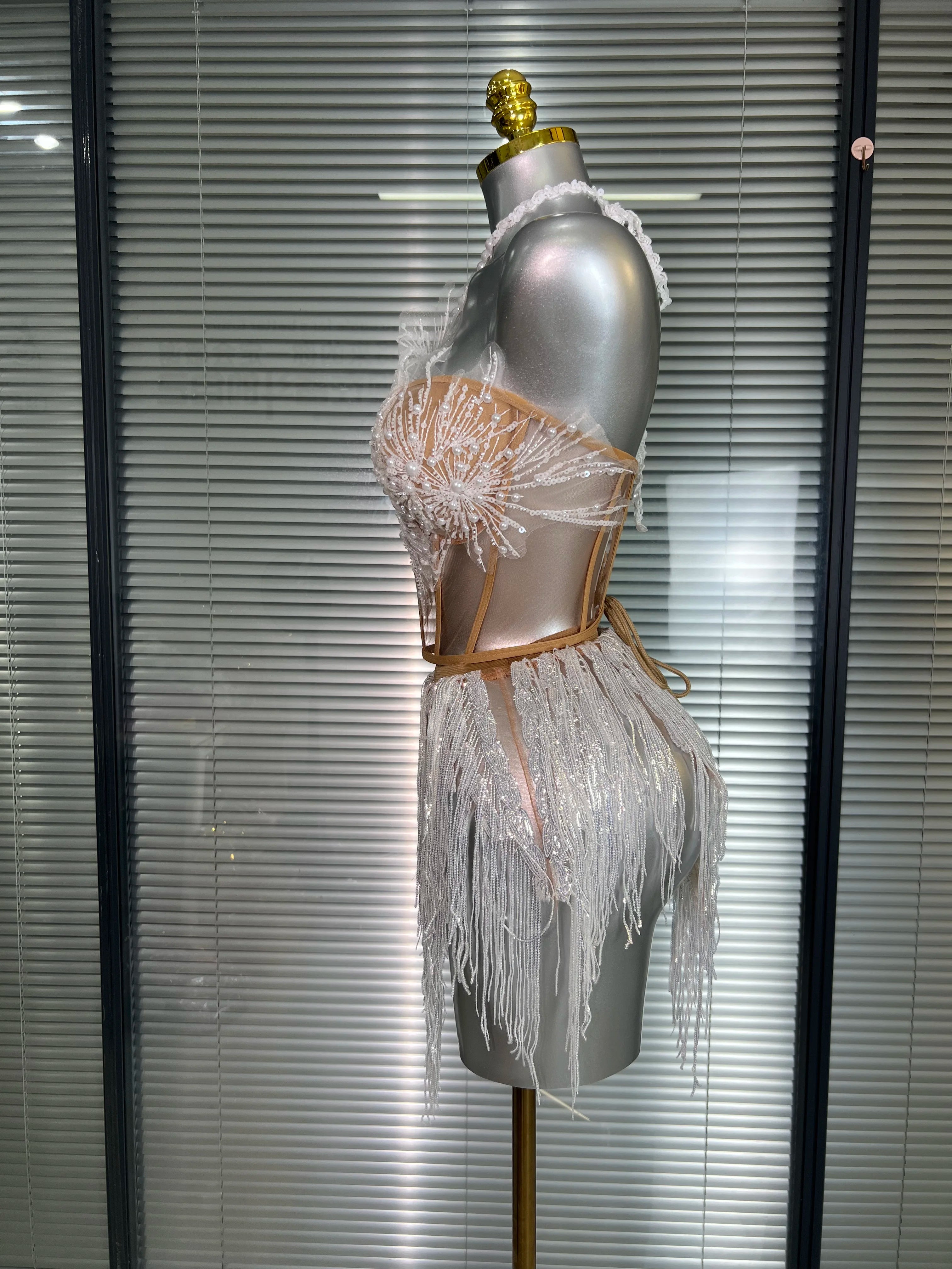 Women Sexy Sequins White Sparkly Two Pieces Set Shinning Fancy Night Club Skirt Suits Singer Dancer Stage Costume