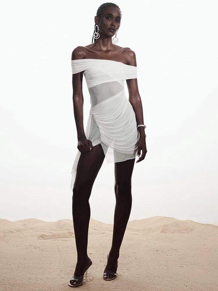 Vestido curto sexy sem alças e ombro de fora para mulheres, moda praia, malha irregular, férias, drapeado, franzido, bodycon