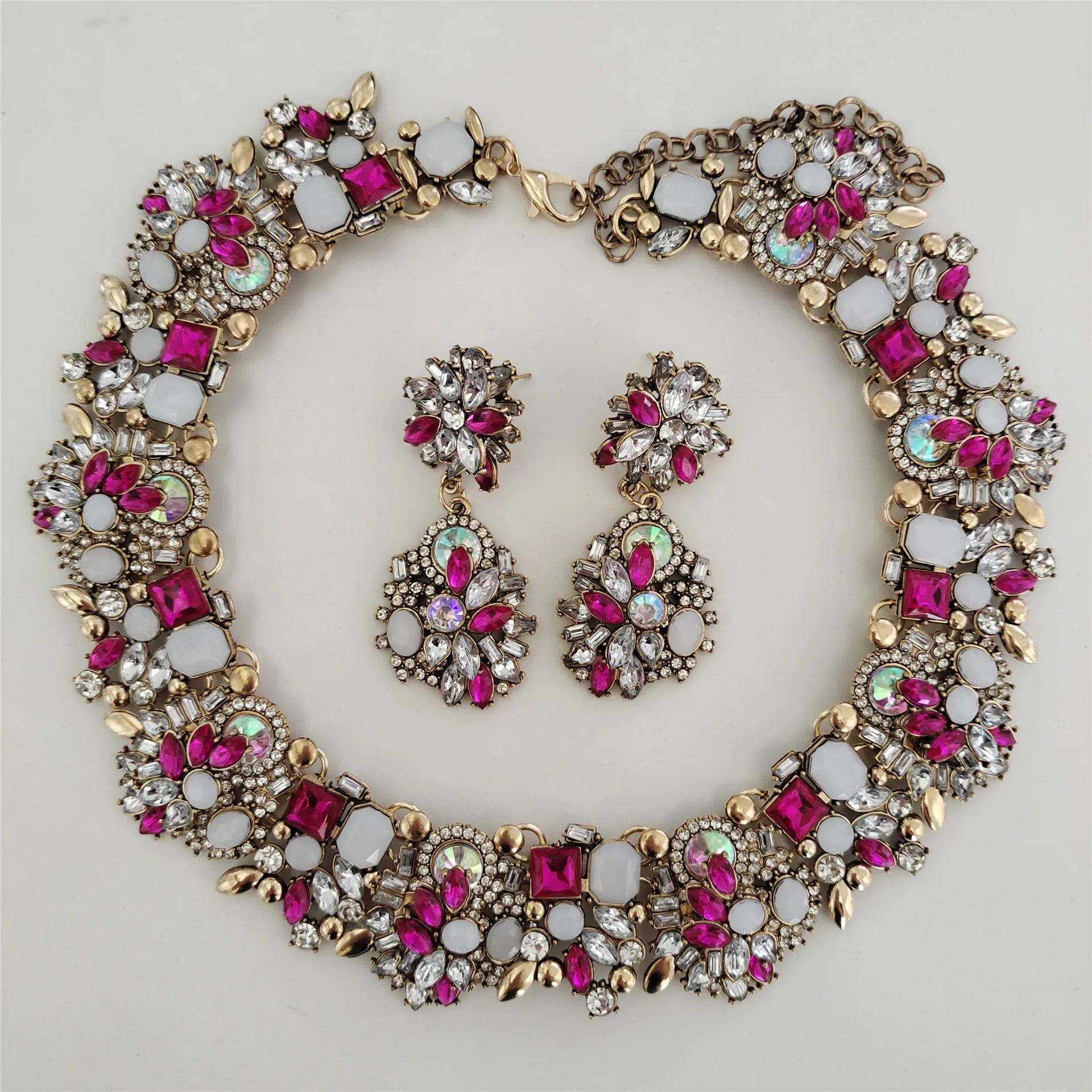 New Fashion Green Crystal Rhinestone Large Collar Big Big Choker Necklace Women Statement Indian Necklace Wedding Jewelry Rose