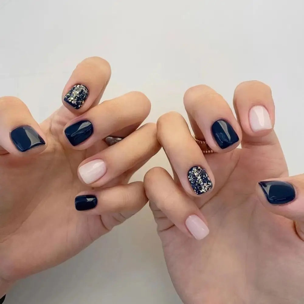 24 peças unhas postiças curtas redondas azul-francês brilhante pérola branco ondulado amor coração cobertura total destacável pontas de pressão
