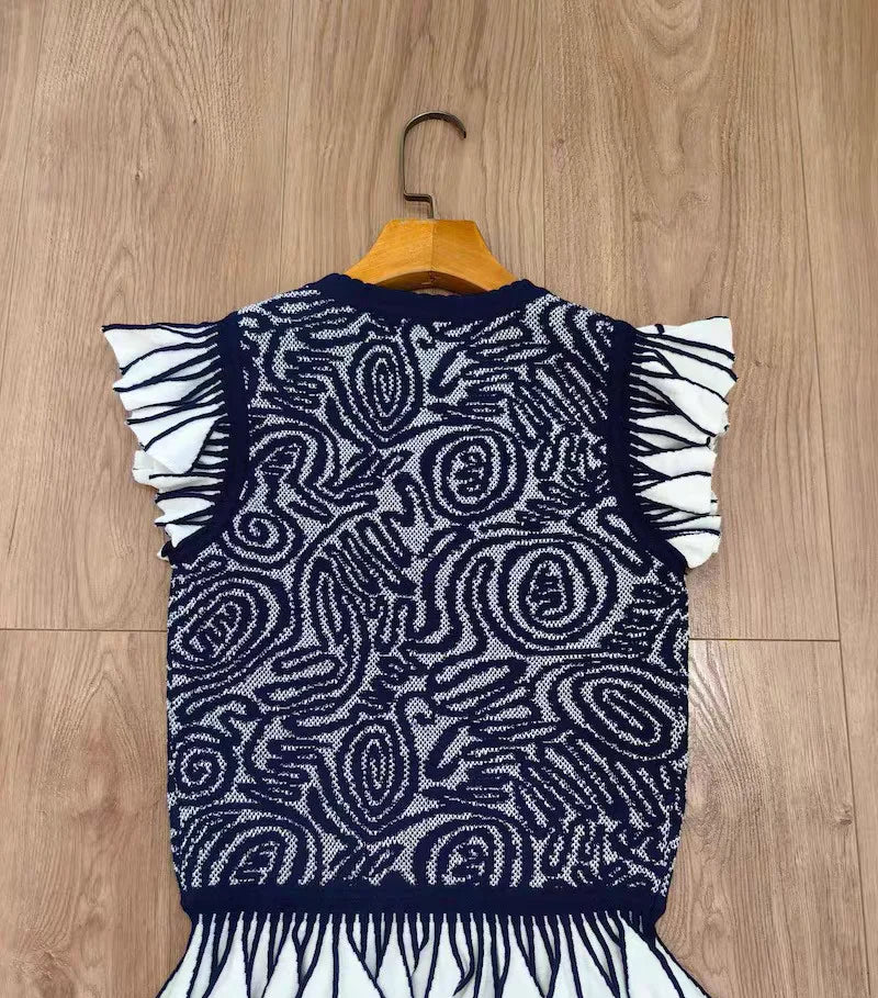 Women Retro Ruffles Edge Decoration Knitted Top+ Irregular Camisole+ Long Skirt