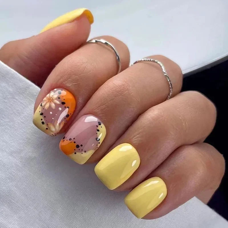 24 peças unhas curtas retrô com design de flores, arte para manicure, unhas postiças rosa, unhas postiças quadradas vestíveis, pontas de unhas com cobertura total