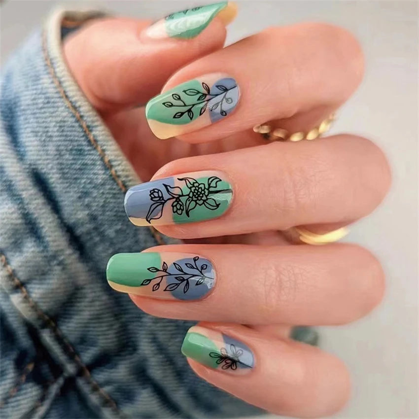 24Pcs/Set Christmas Collection Wearing False Nails Art Elk Santa Claus Snowman Press on Nail Tips Kawaii Acrylic Stick on Nails PDJ1171-JP1848