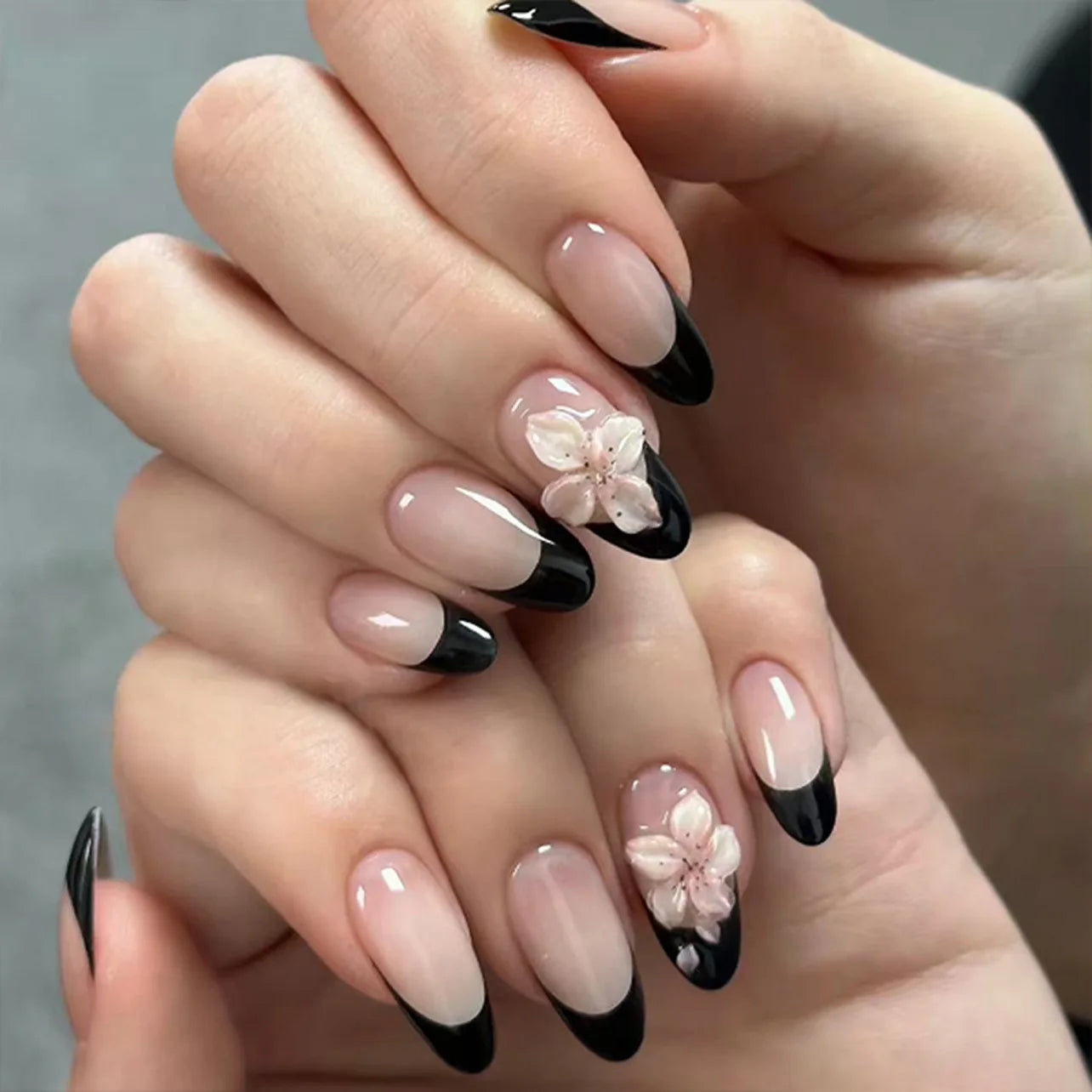 24Pcs Fashion Color 3D Flower Nail Tip French Vibrant Wearing Nail Art Short Almond Acrylic Manicure Set with Jelly Glue Summer